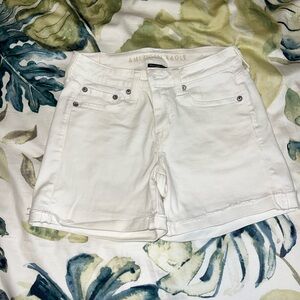 American Eagle Outfitters Women's Cream Jean Shorts